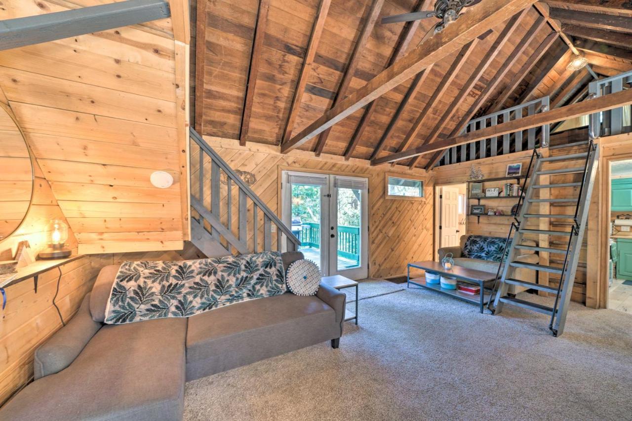 Villa Crestline Cabin About 1 Mi To Lake, Town, Trails! Extérieur photo