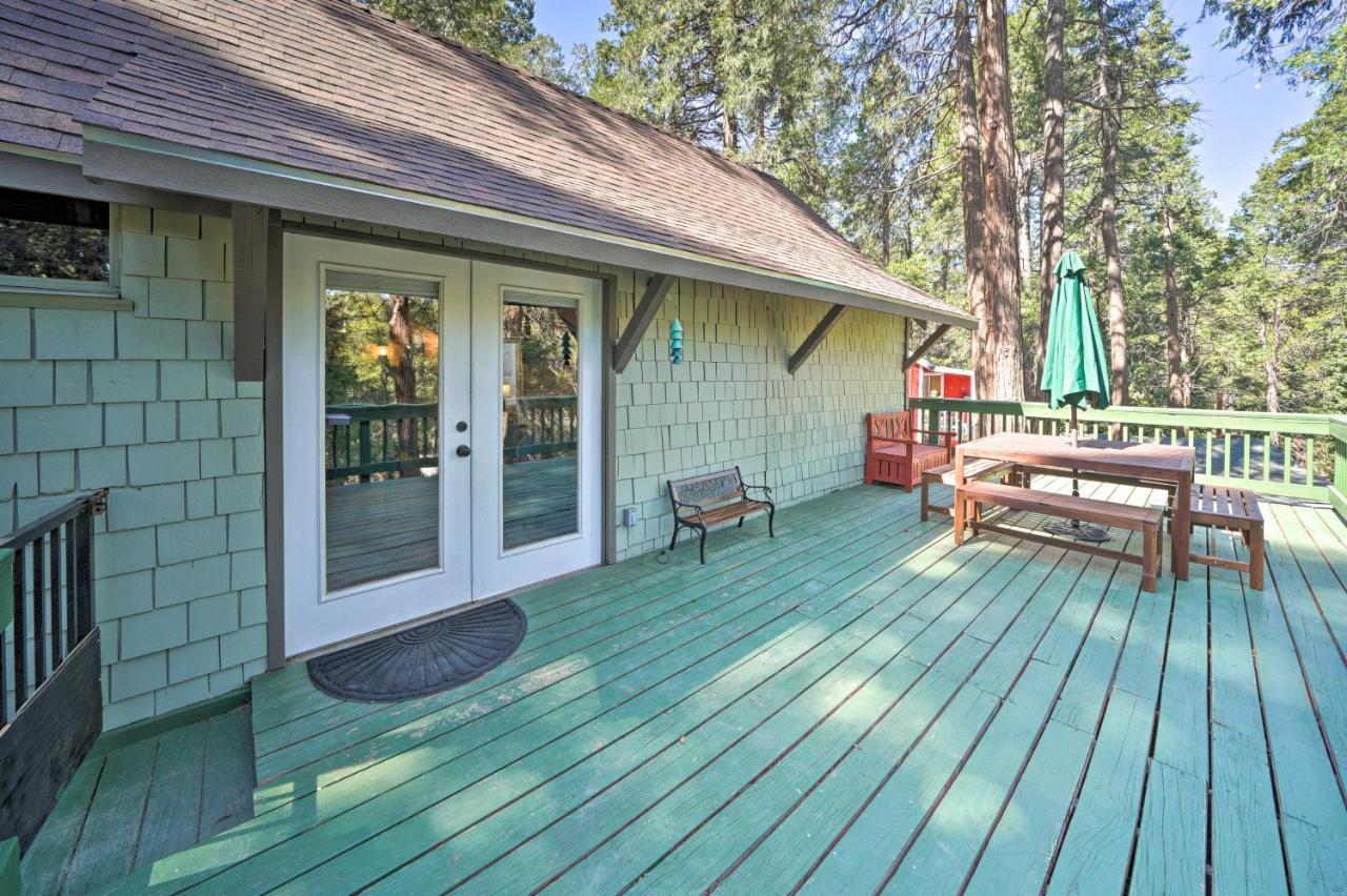 Villa Crestline Cabin About 1 Mi To Lake, Town, Trails! Extérieur photo