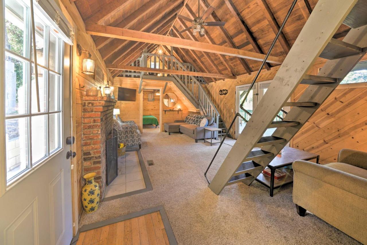 Villa Crestline Cabin About 1 Mi To Lake, Town, Trails! Extérieur photo